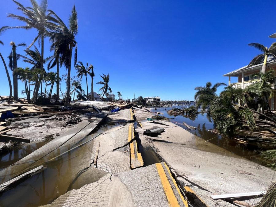 Hurricane Ian causes destruction of the Florida coast.