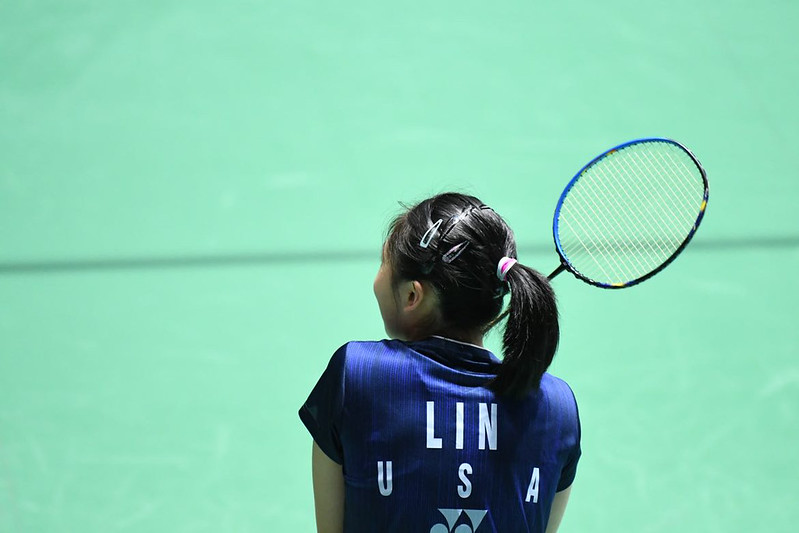 Ella+Lin+waits+to+play+at+the+2022+Badminton+World+Junior+Championships.