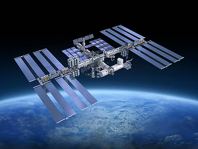 The International Space Station continues to fall. // Getty Images
